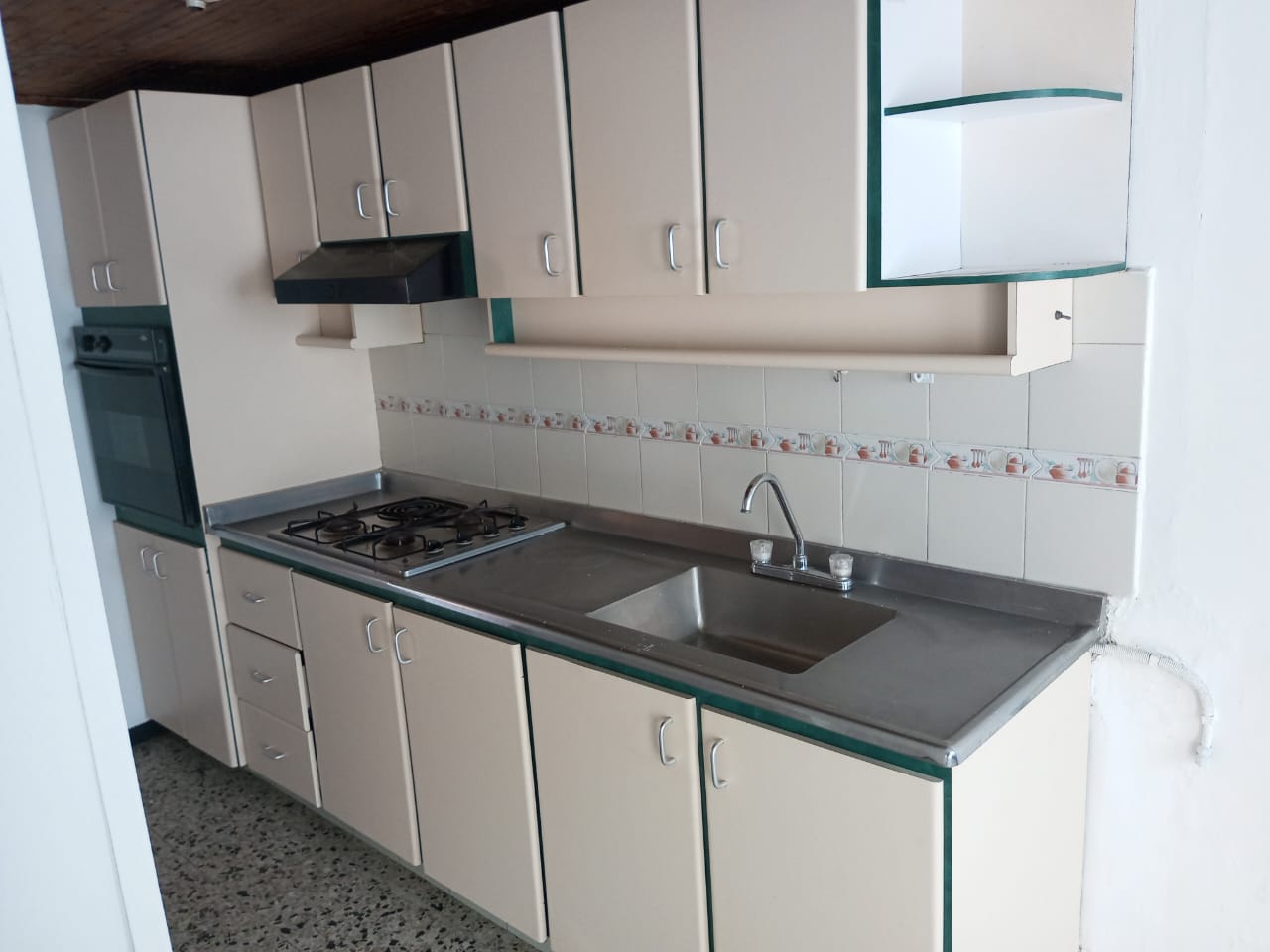 CASA EN VENTA SECTOR BAJO PRADO