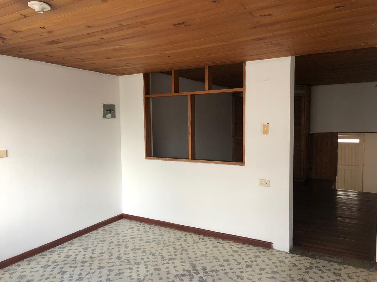 ARRIENDO APARTAESTUDIO BARRIO EL BOSQUE