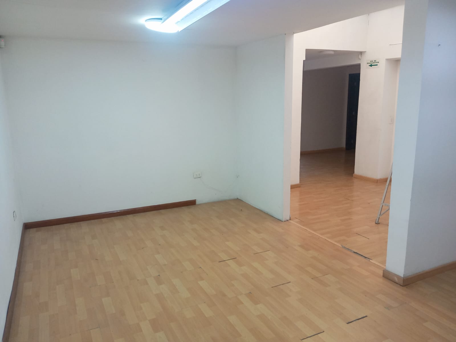 ARRIENDO LOCAL SECTOR AVENIDA SANTANDER