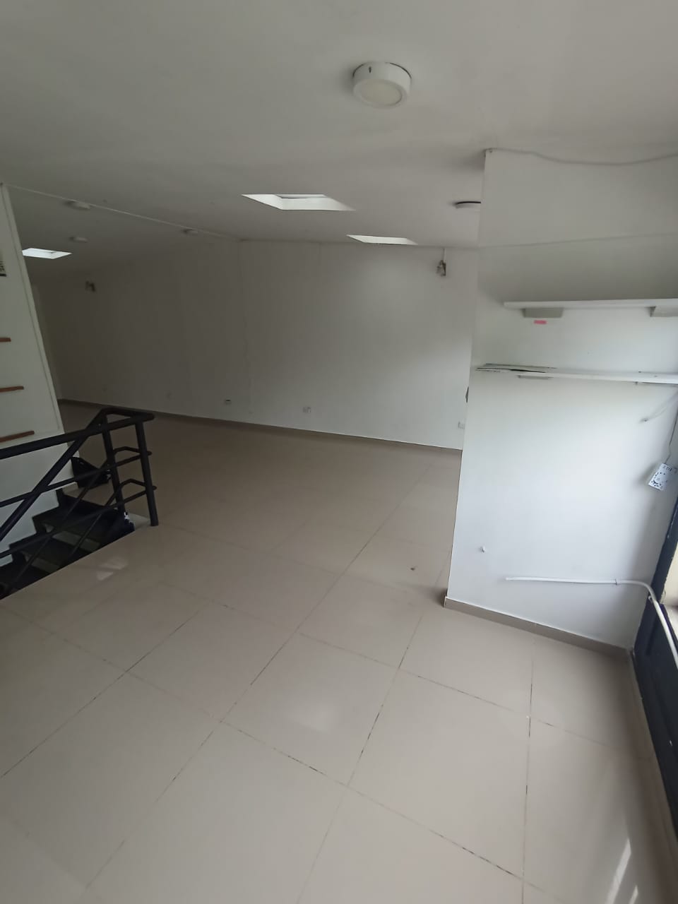 ARRIENDO LOCAL SECTOR LA ENEA