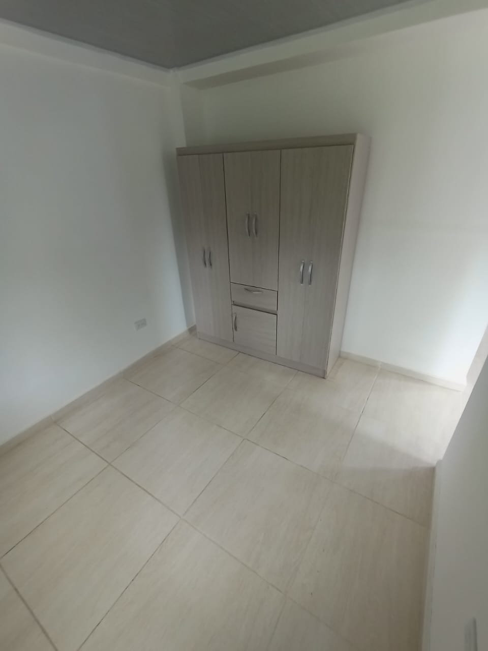 ARRIENDO APARTAESTUDIO SECTOR SAN ISIDRO