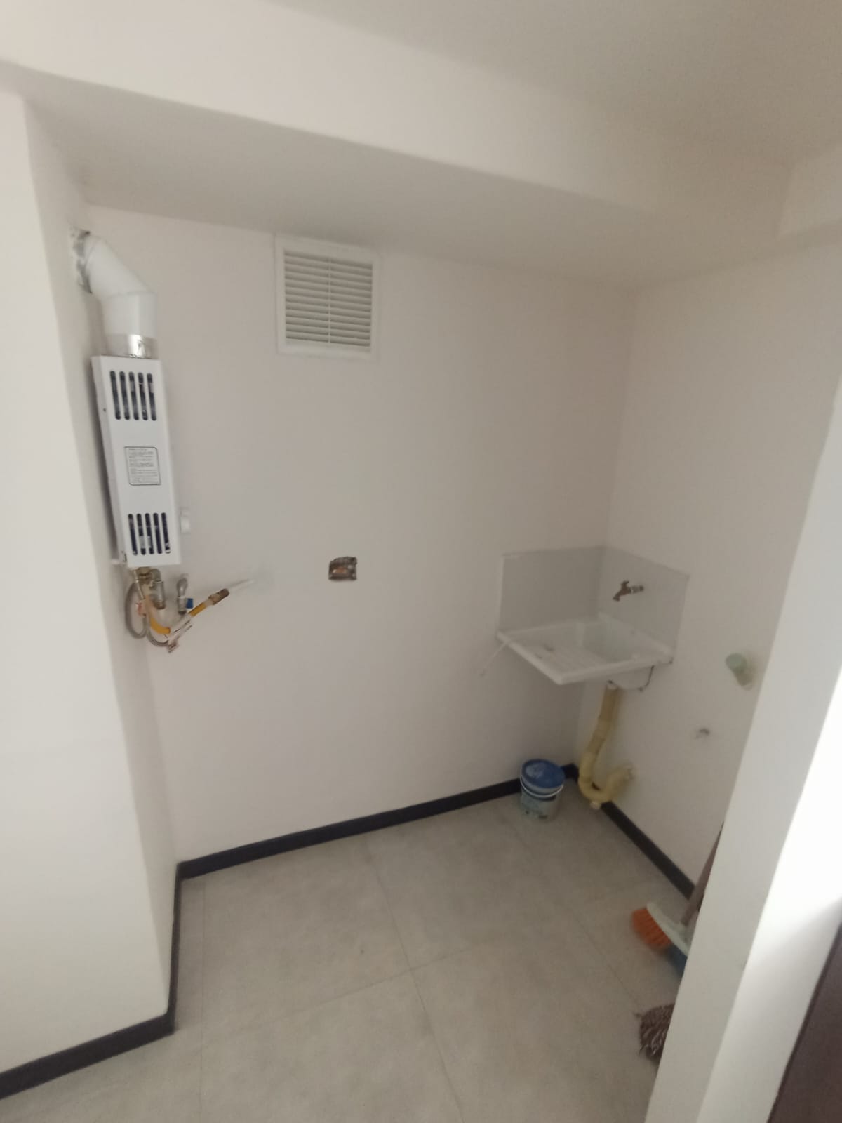 ARRIENDO APARTAMENTO EN CAMBULOS