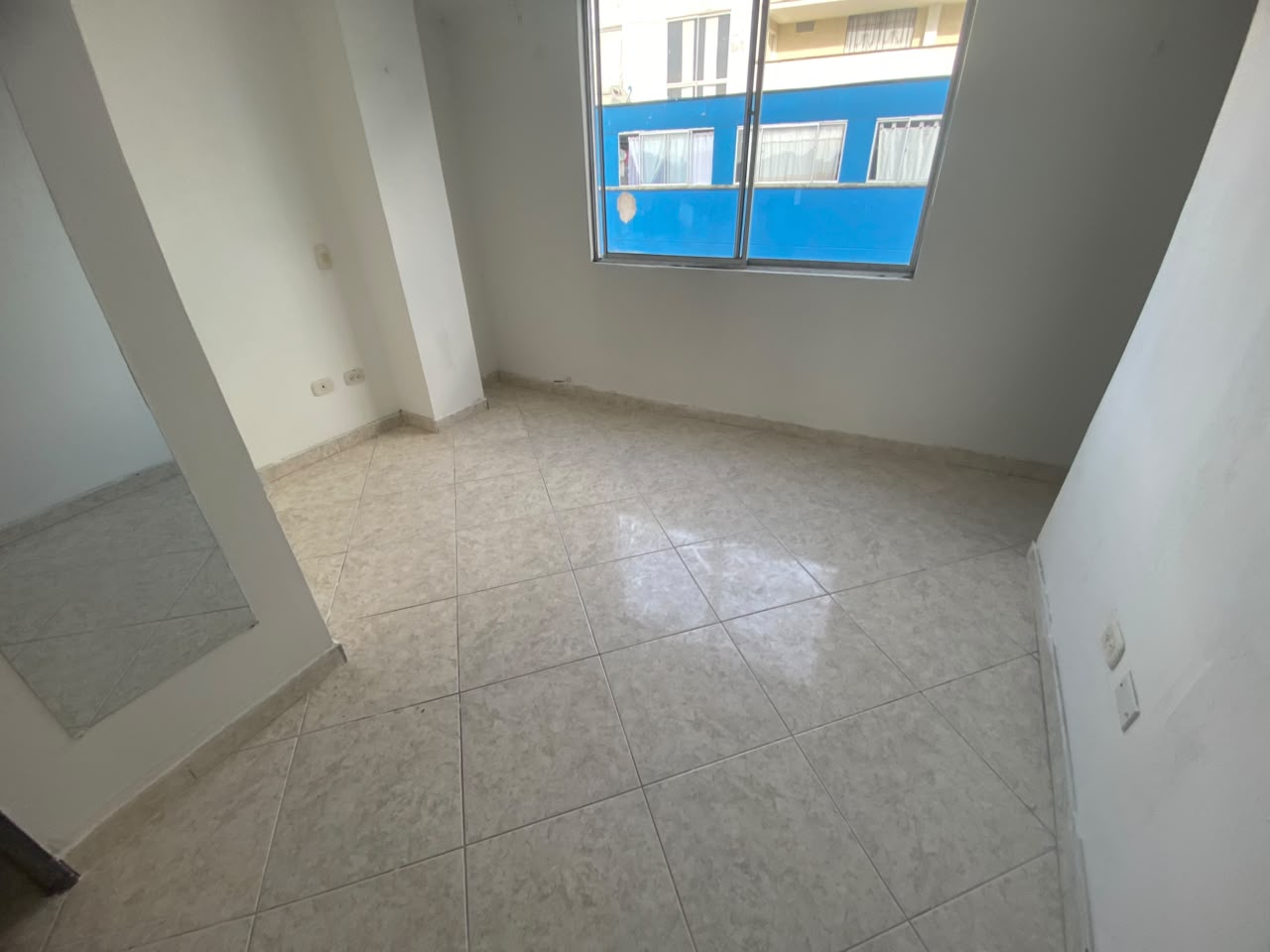 Se arrienda aparta estudio en San Jorge