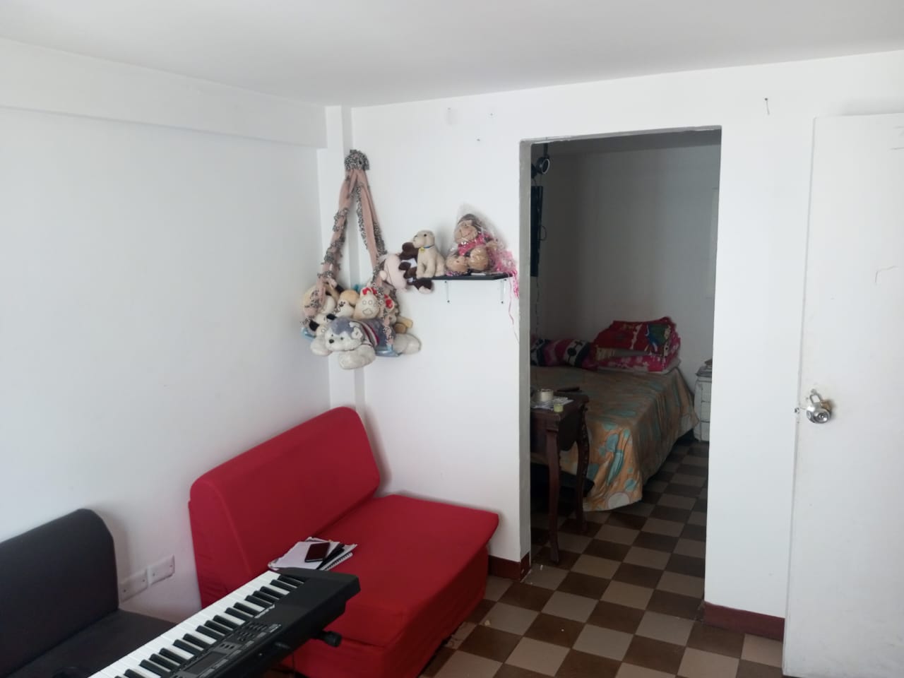 CASA EN VENTA CAMPOAMOR