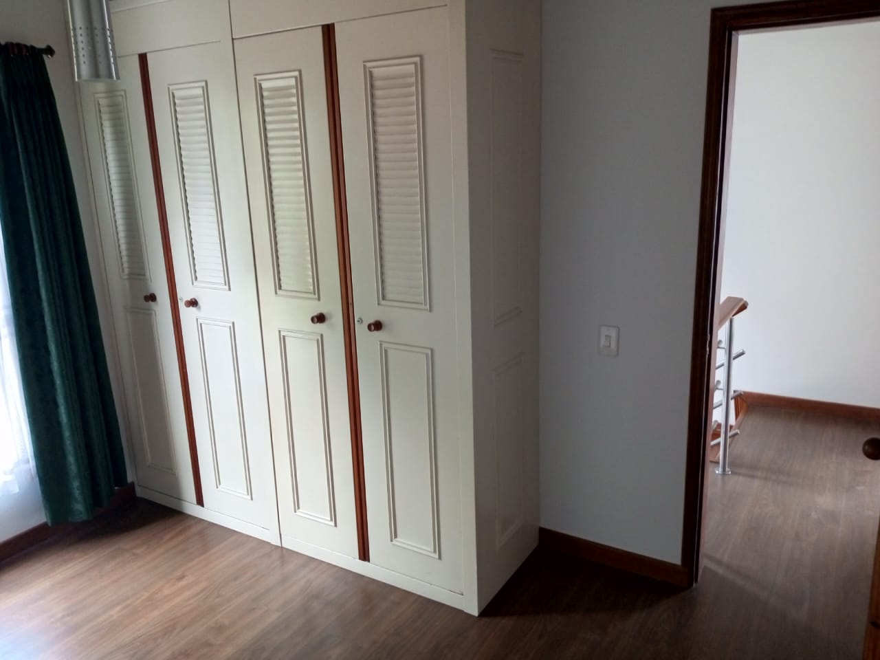 CASA EN VENTA LA ENEA