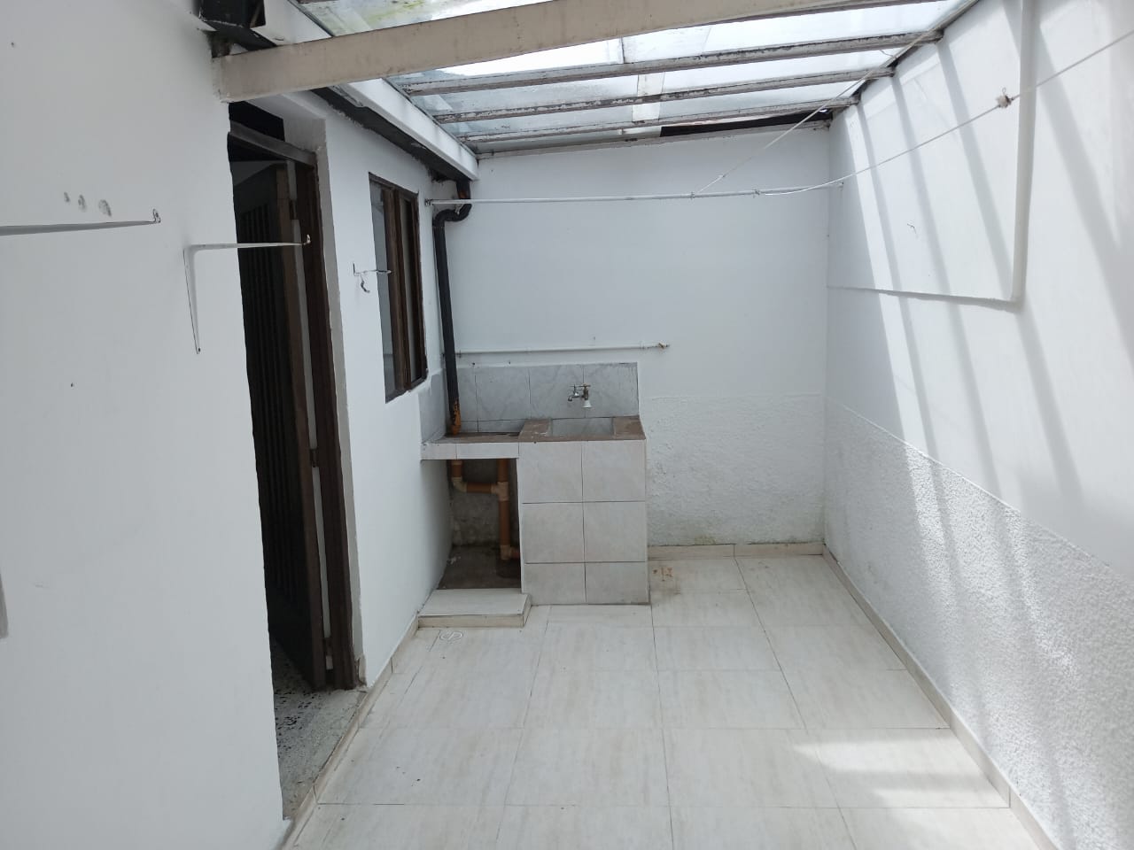CASA EN VENTA SECTOR BAJO PRADO