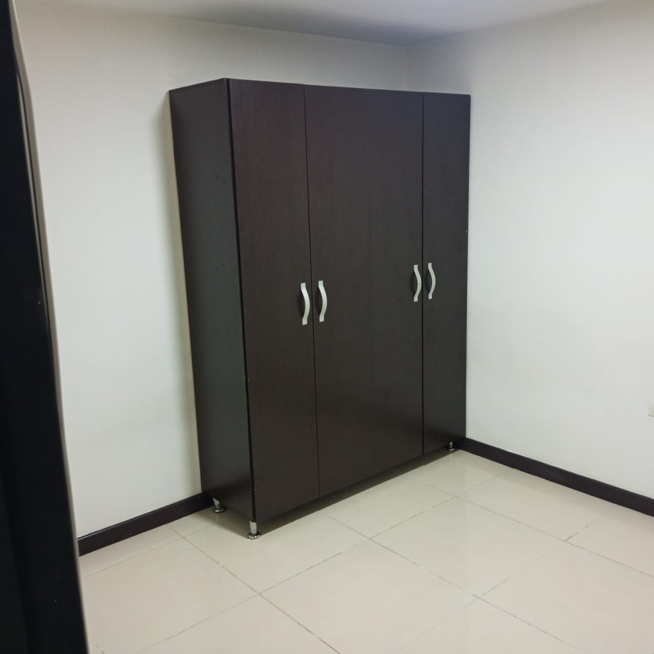 ARRIENDO APARTAMENTO AV PARALELA  HOSPITAL