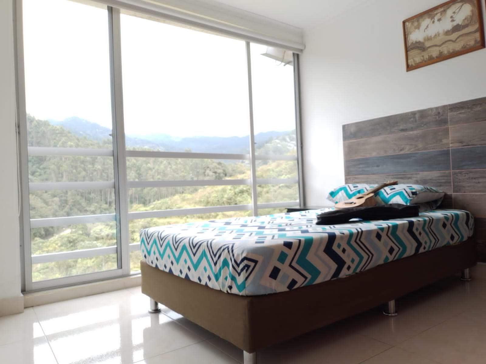 VENTA EXCENTE CASA EN LA SULTANA CON RENTA