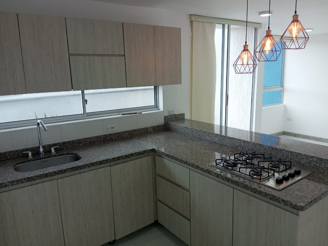 APARTAMENTO EN VENTA LA  ARGENTINA