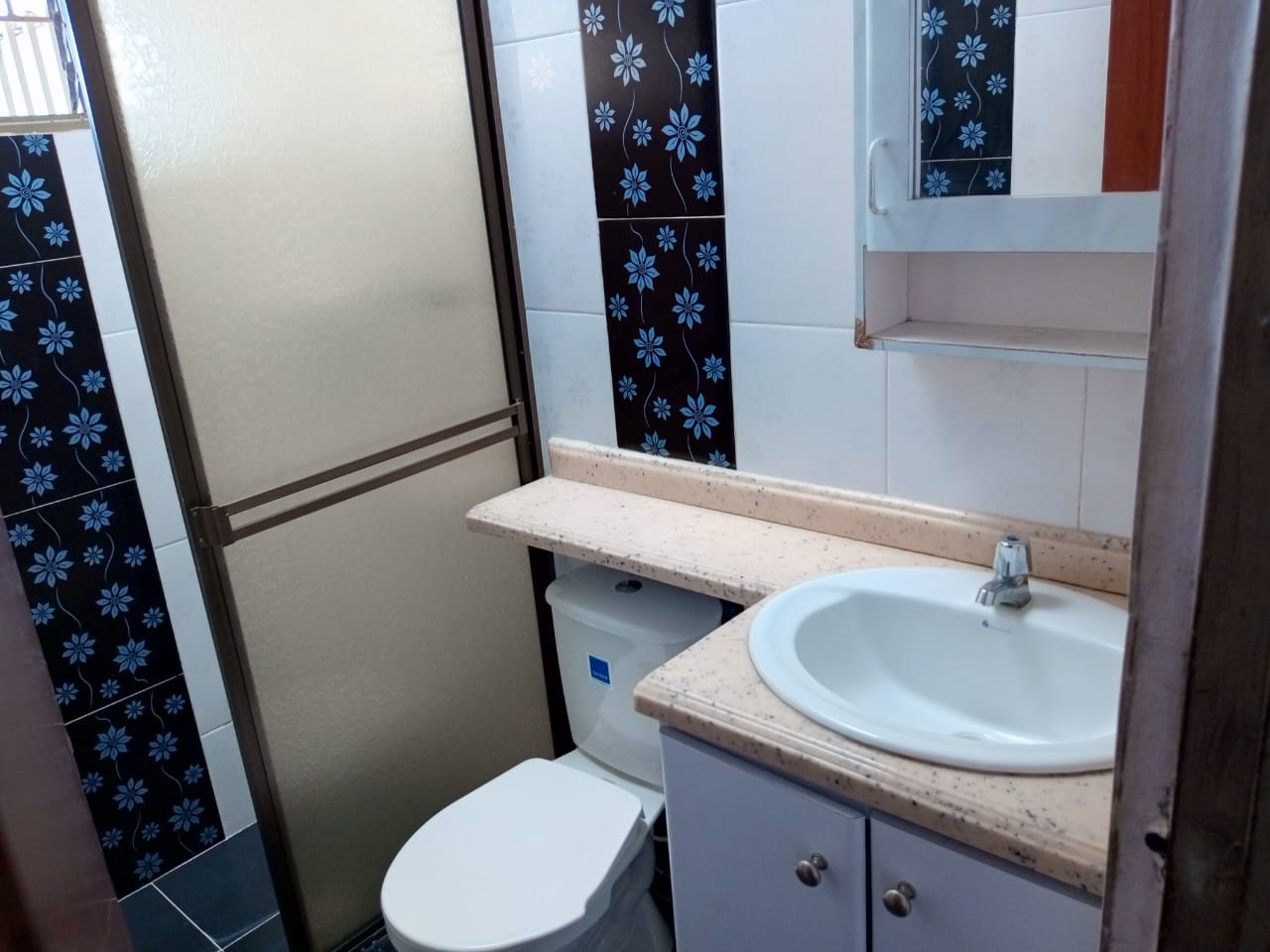 CASA EN VENTA SECTOR BAJO PRADO