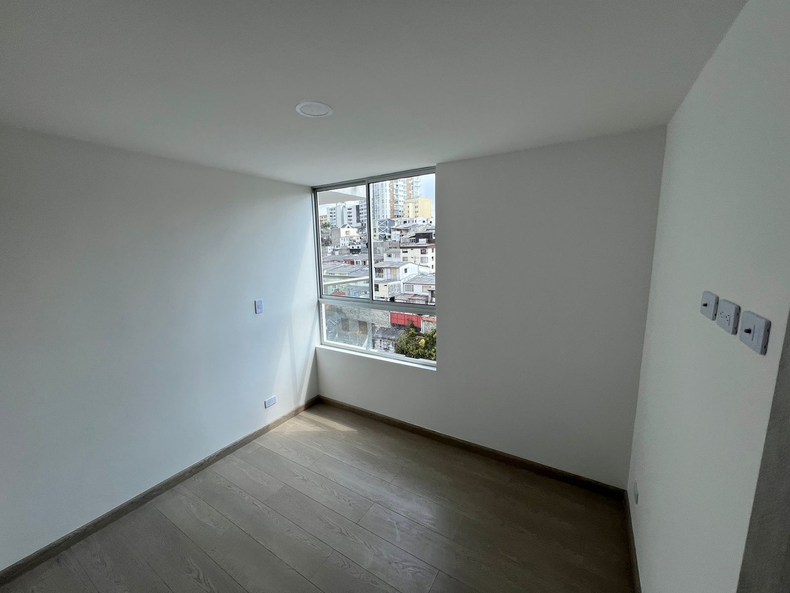 APARTAMENTO PENTHOUSE  EN VENTA LA LEONORA