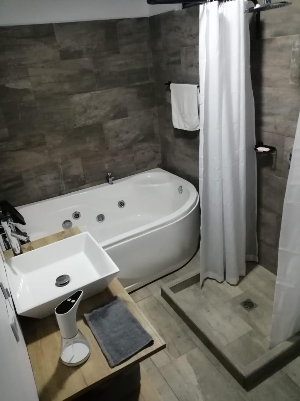 CASA EN VENTA SECTOR SAN ISIDRO