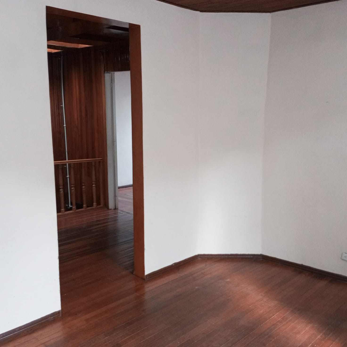 ARRIENDO CASA COMERCIAL SECTOR CENTRO
