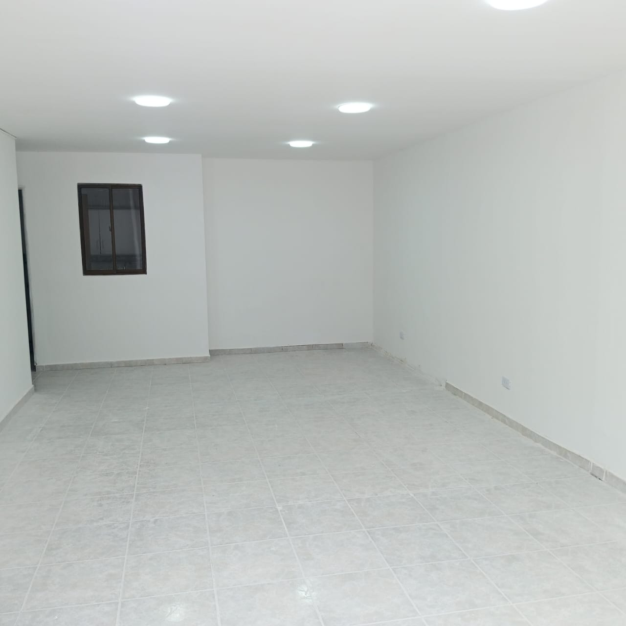 ARRIENDO LOCAL SECTOR CHIPRE