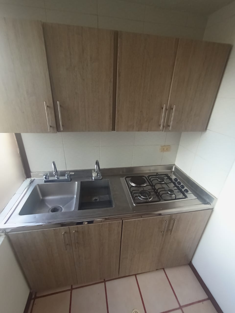 ARRIENDO APARTAESTUDIO SECTOR ALTA SUIZA