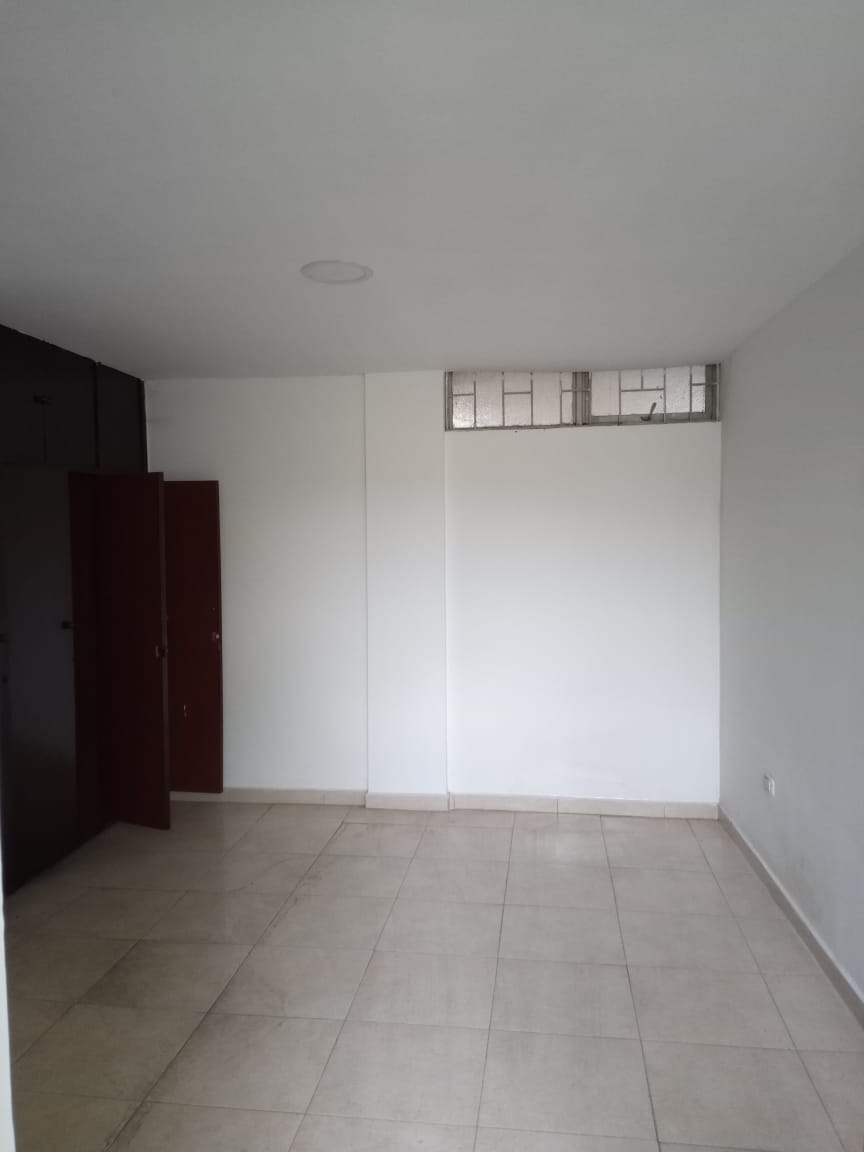 VENTA AMPLIO APARTAMENTO EN CHINCHINA