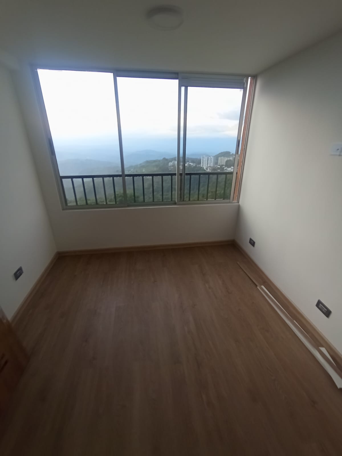 ARRIENDO APARTAMENTO EN ALCAZARES