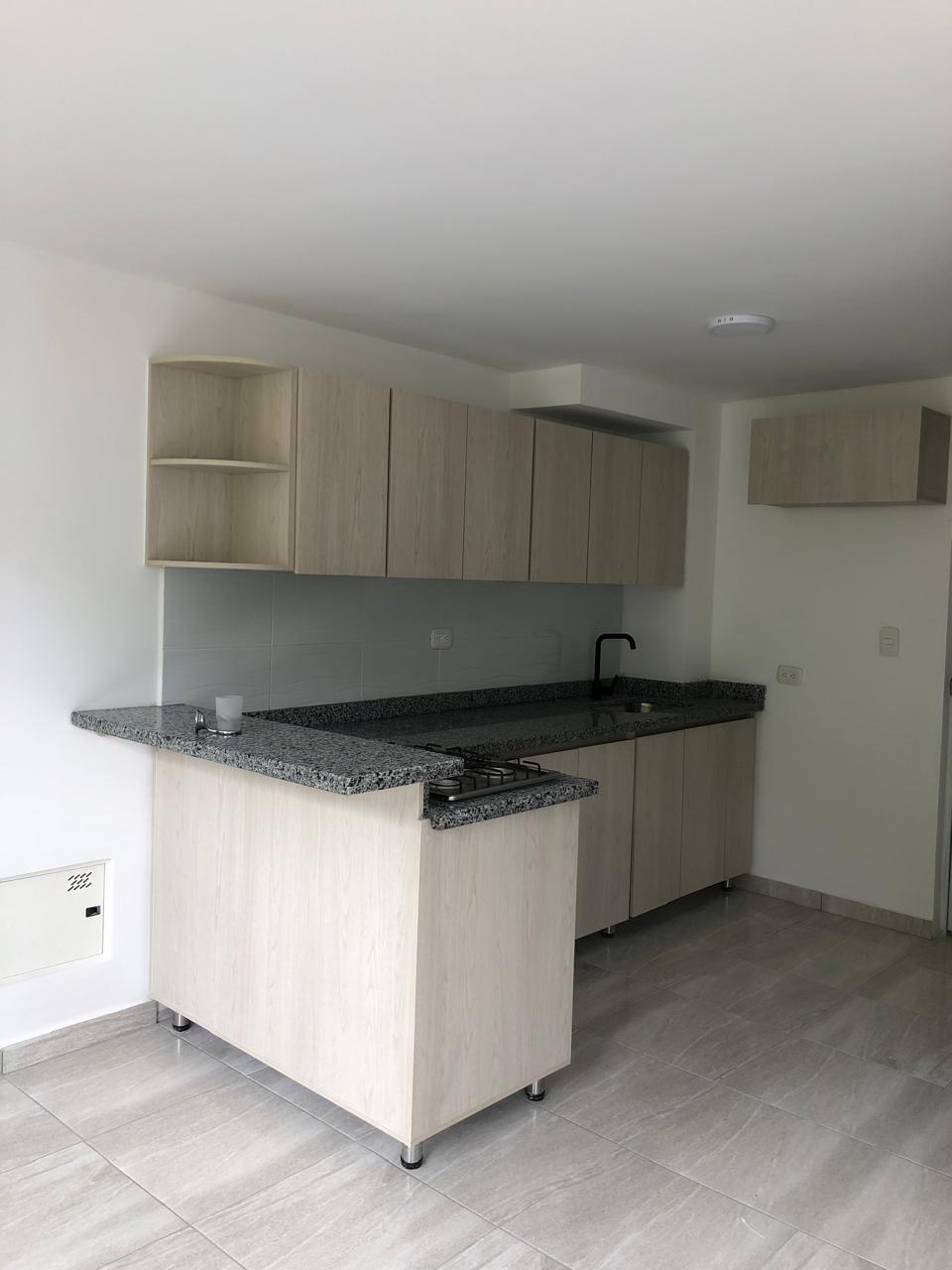 ARRIENDO APARTAESTUDIO EN LOS ALCAZARES