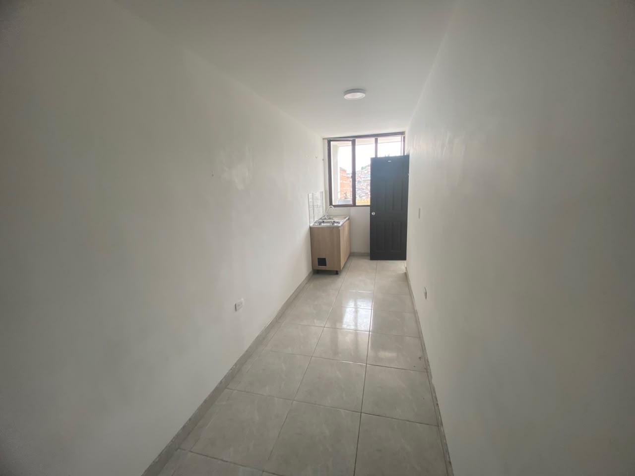 Se arrienda aparta estudio Rosales