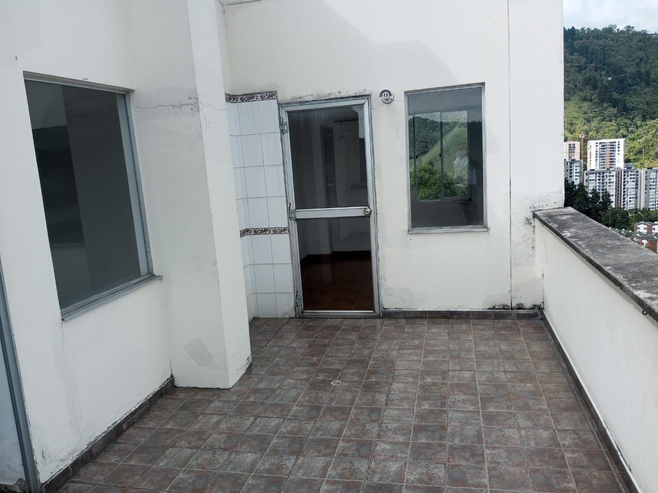 ARRIENDO APARTAMENTO SECTOR  EL TREBOL