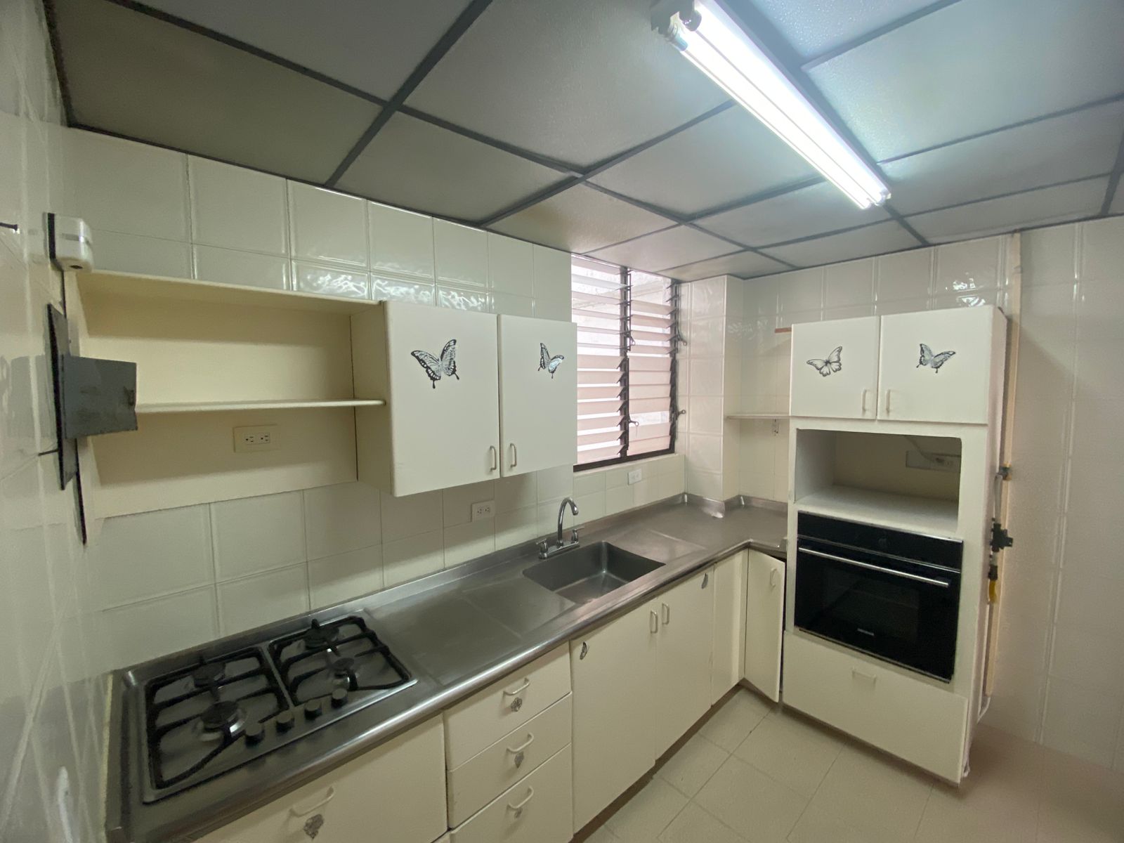 SE VENDE APARTAMENTO EN MILAN