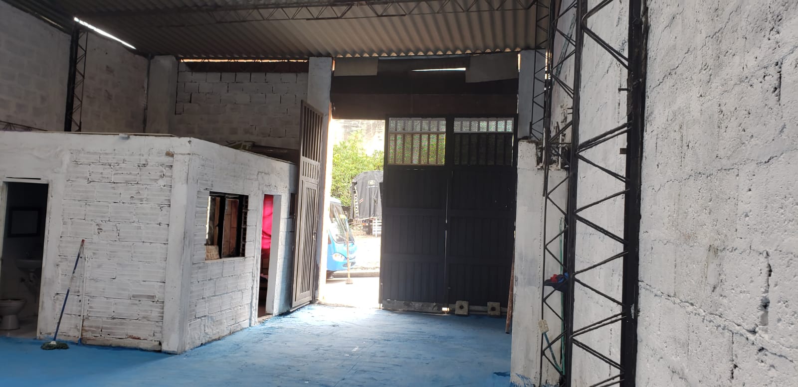 BODEGA EN VENTA SECTOR LIBORIO