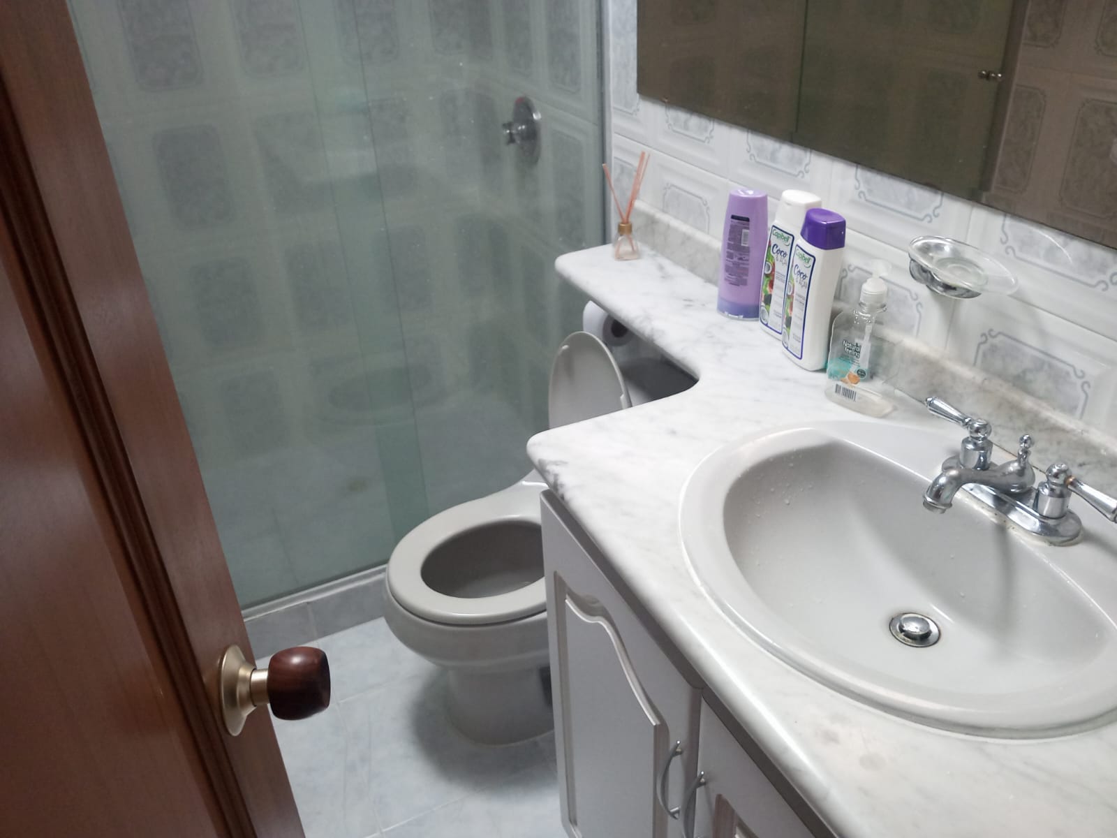 EDIFICIO EN VENTA  CHIPRE