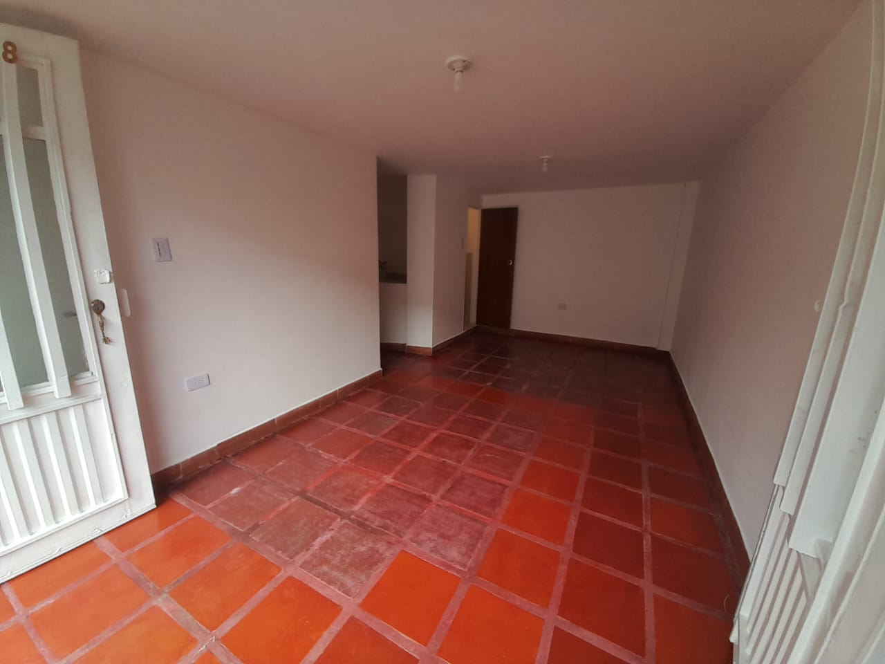 ARRIENDO LOCAL SECTOR ALTA SUIZA