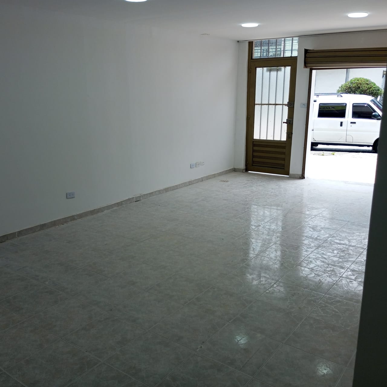 ARRIENDO LOCAL SECTOR CHIPRE