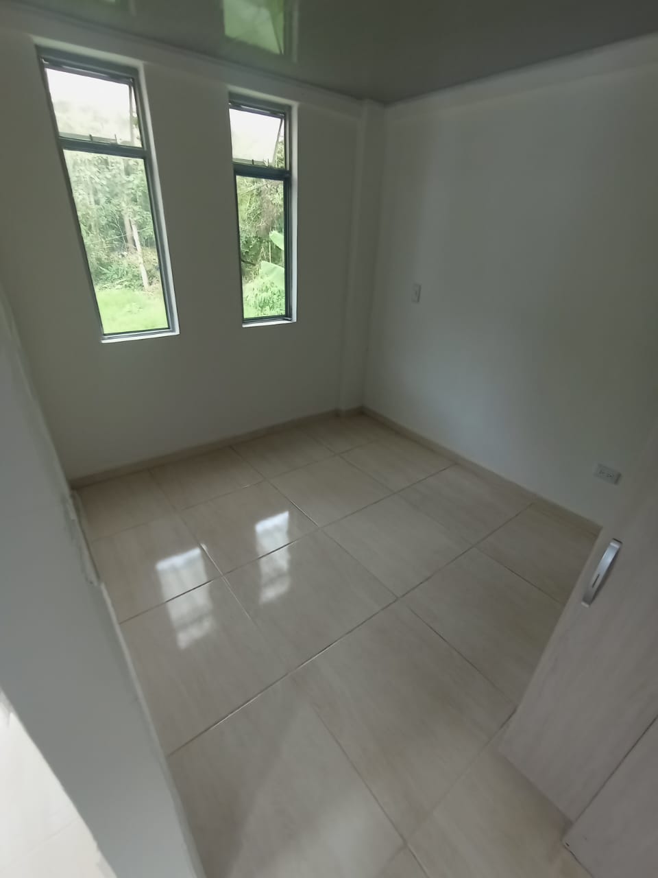 ARRIENDO APARTAESTUDIO SECTOR SAN ISIDRO