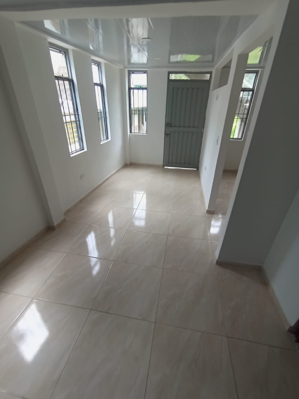 ARRIENDO APARTAESTUDIO SECTOR SAN ISIDRO