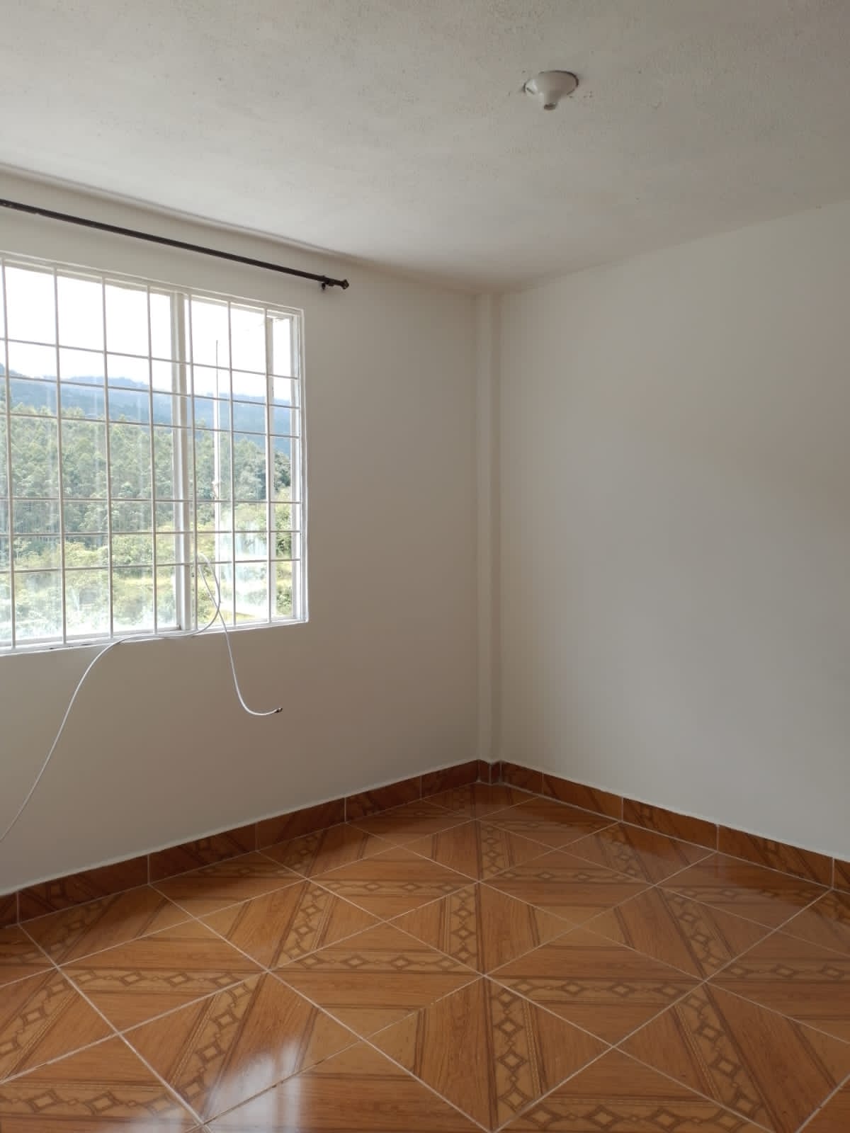 VENTA EXCENTE CASA EN LA SULTANA CON RENTA