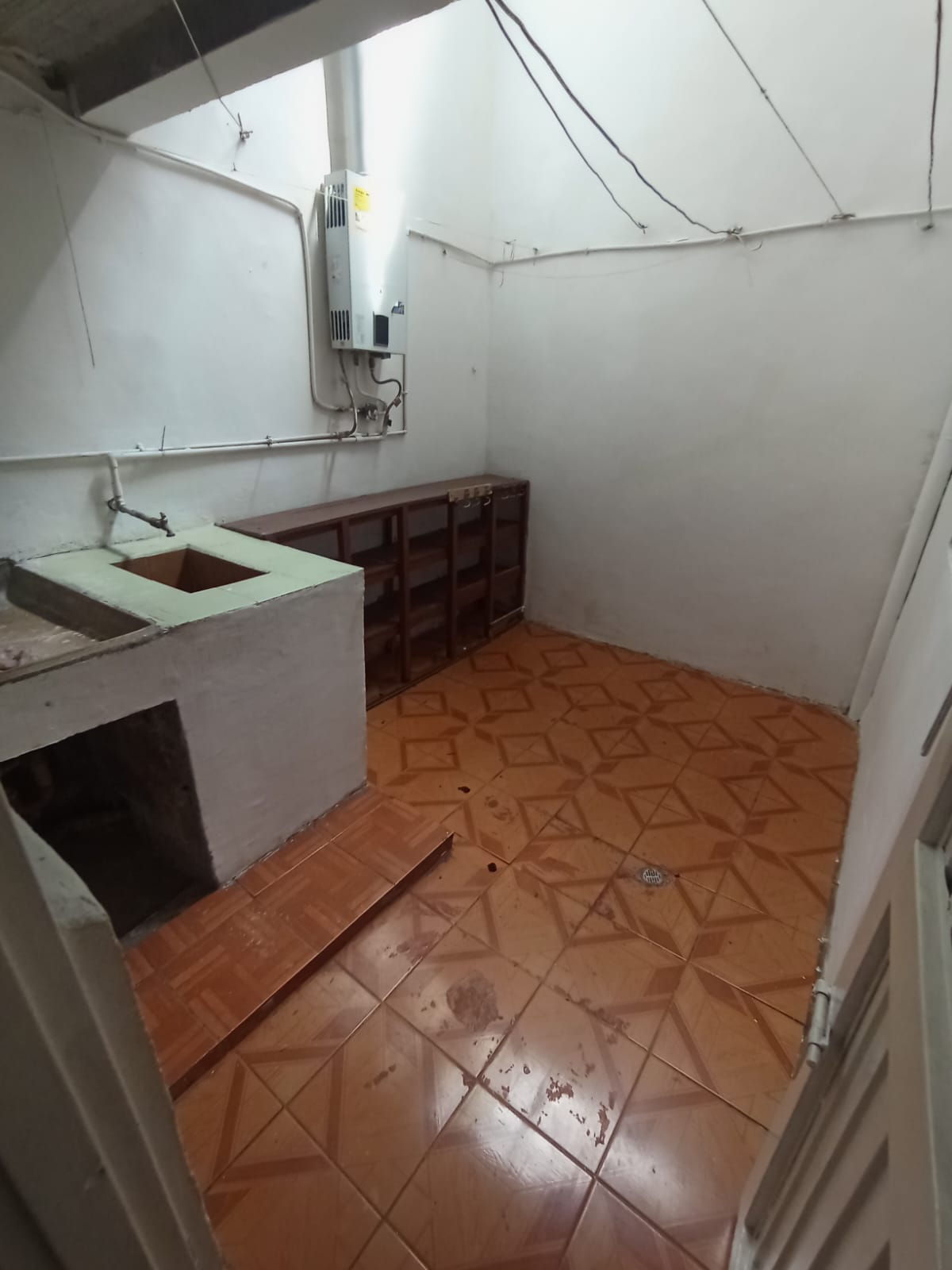 SE ARRIENDA APARTAMENTO EN CAMPO HERMOSO