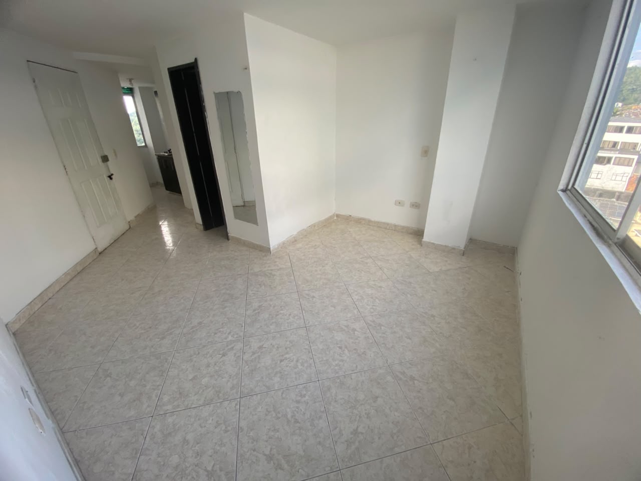 Se arrienda aparta estudio en San Jorge