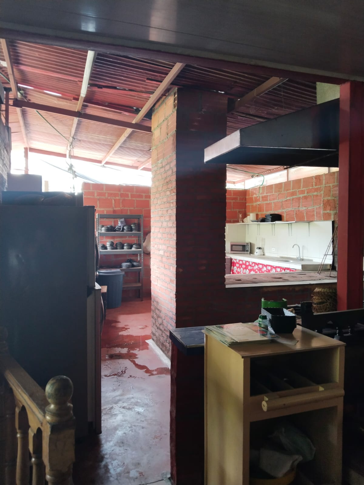 CASA CON LOTE Y LOCAL COMERCIAL EN VENTA SECTOR VIA NEIRA VILLAJULIA