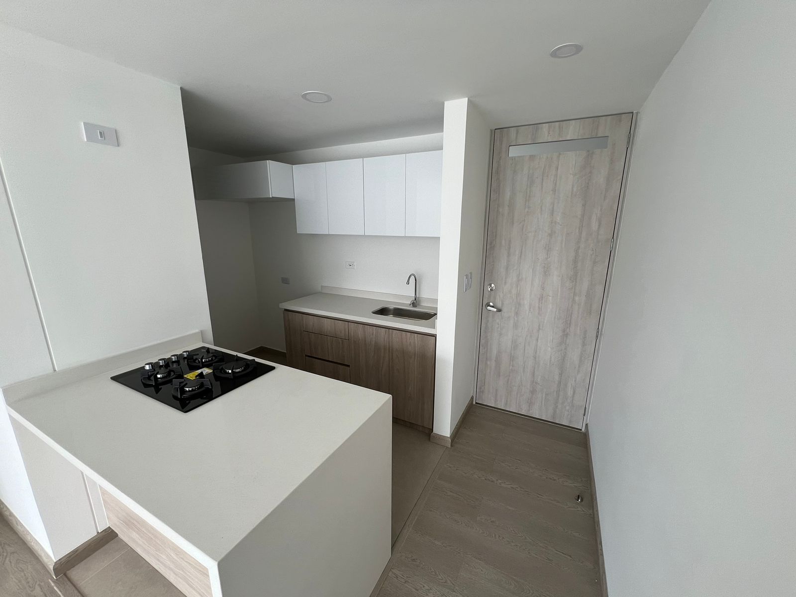 APARTAMENTO PENTHOUSE  EN VENTA LA LEONORA
