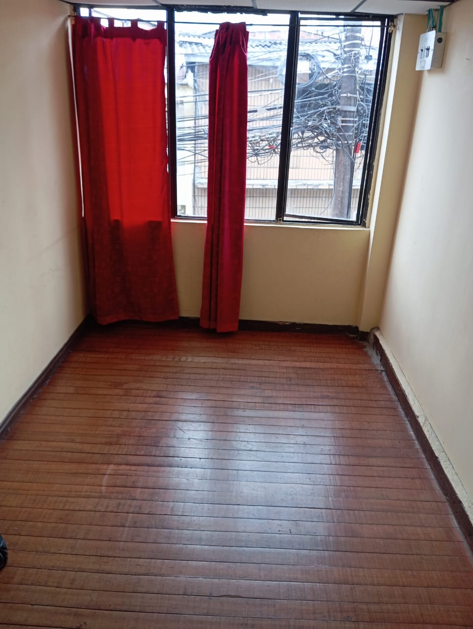 ARRIENDO CASA SECTOR BARRIO VELEZ