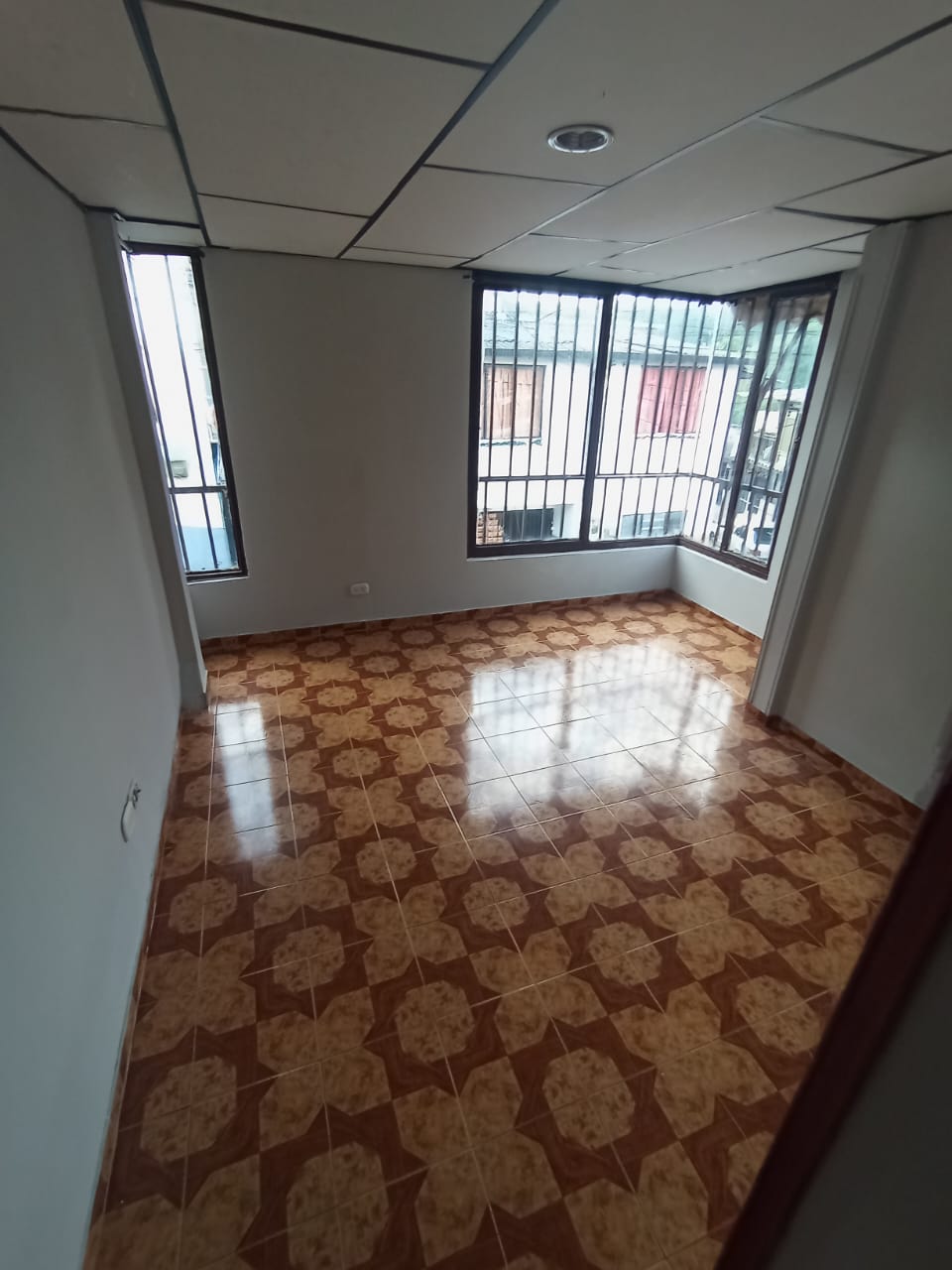 ARRIENDO CASA SECTOR VILLAMARIA