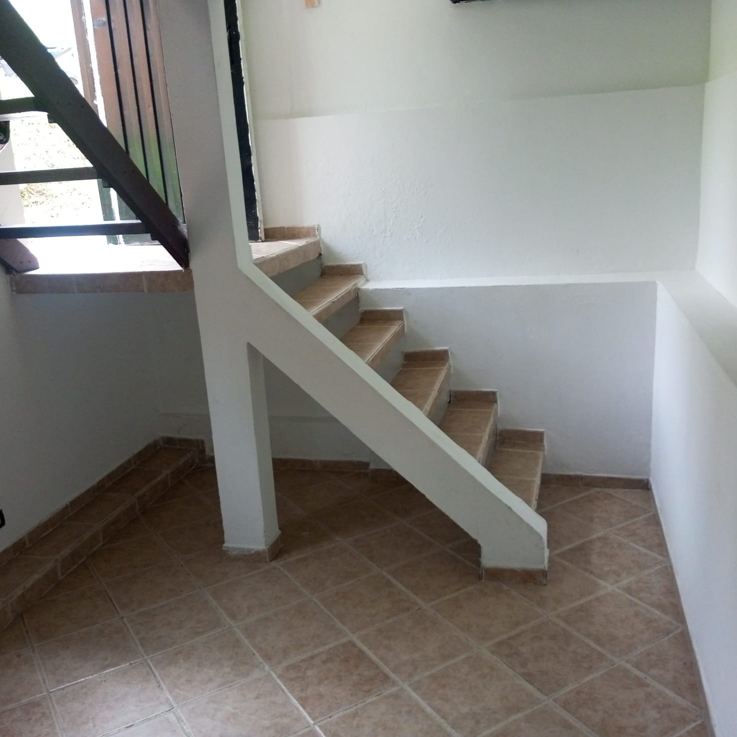 ARRIENDO  APARTAESTUDIO COLINAS MANIZALES