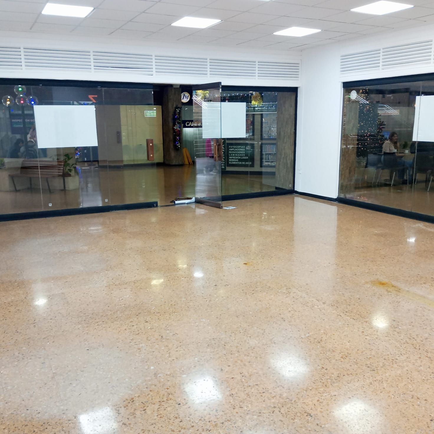 ARRIENDO LOCAL SECTOR CENTRO