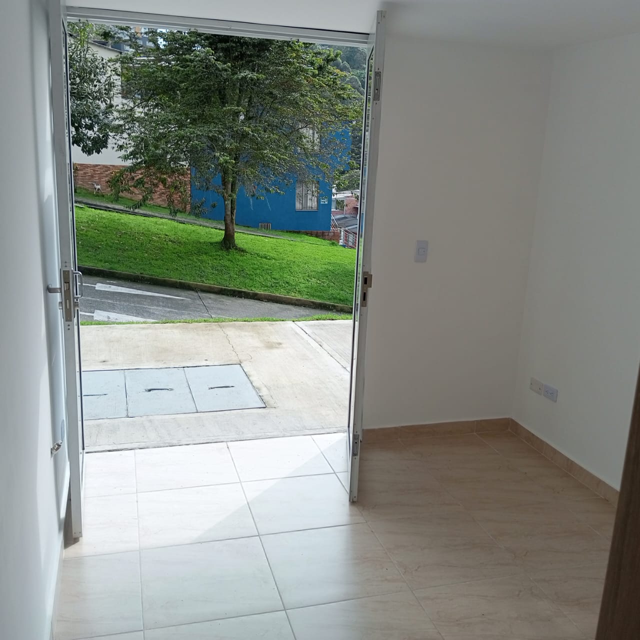 ARRIENDO O VENTA DE LOCAL SECTOR CASTILLA