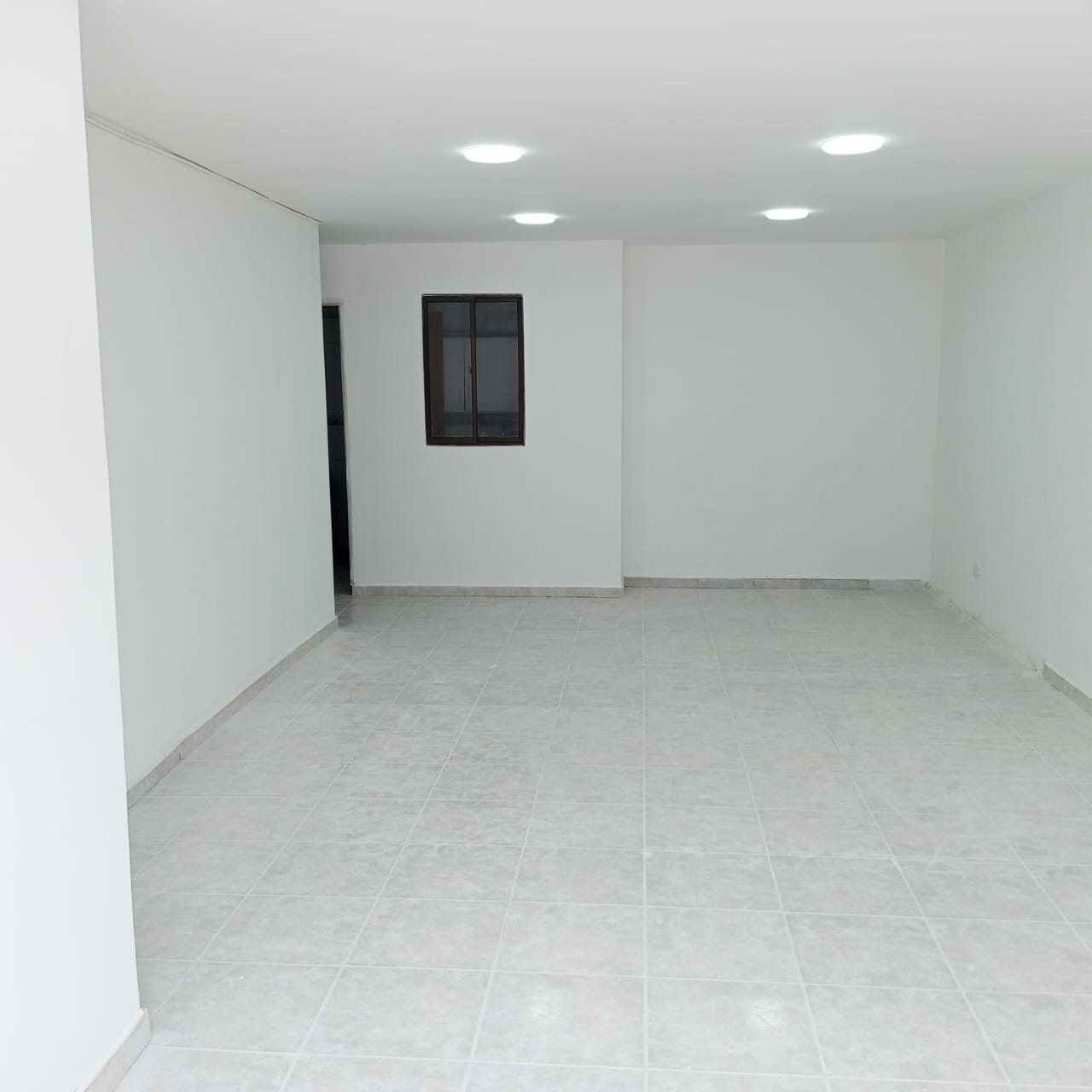 ARRIENDO LOCAL SECTOR CHIPRE