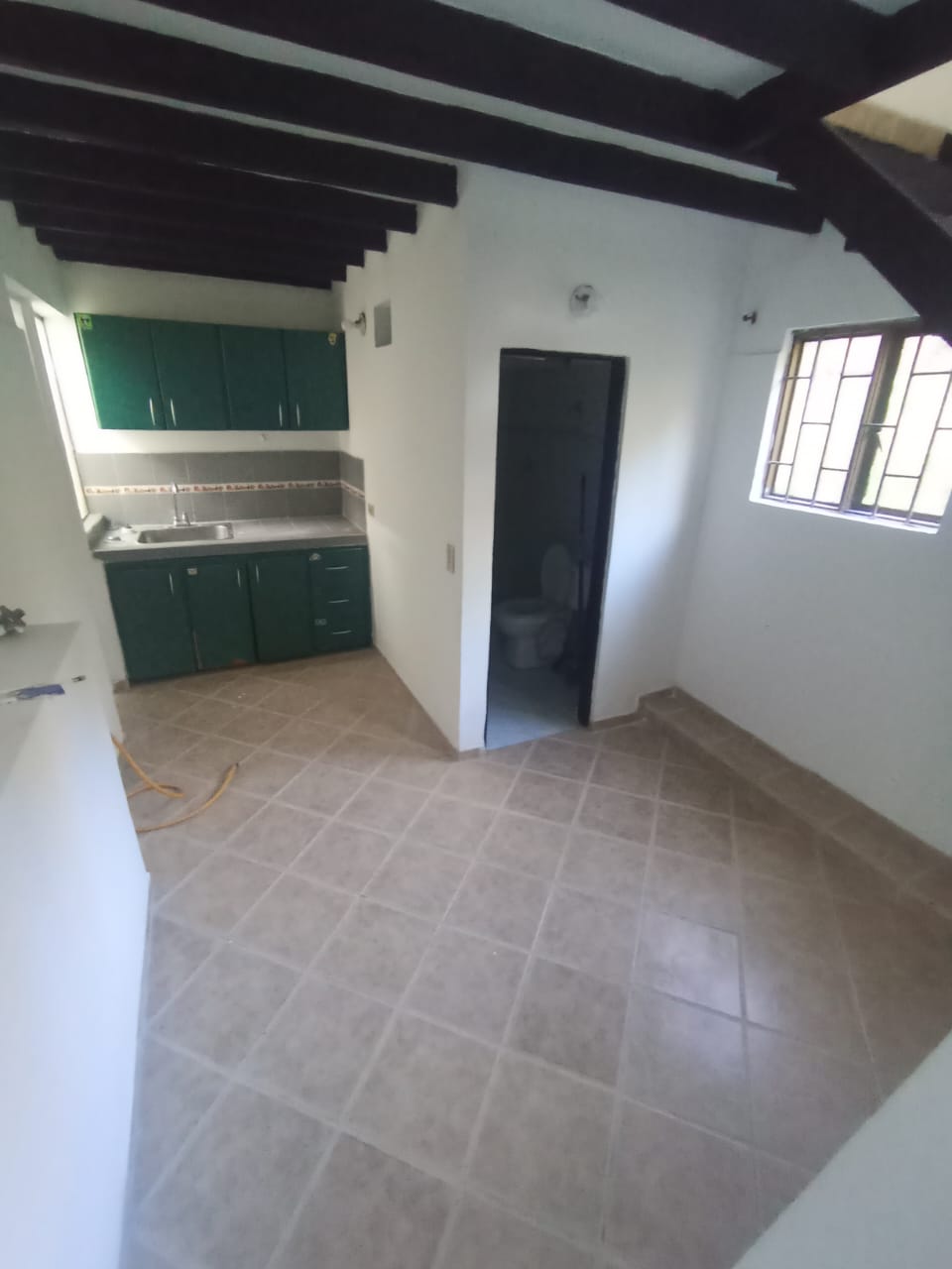 ARRIENDO APARTAESTUDIO SECTOR COLINAS