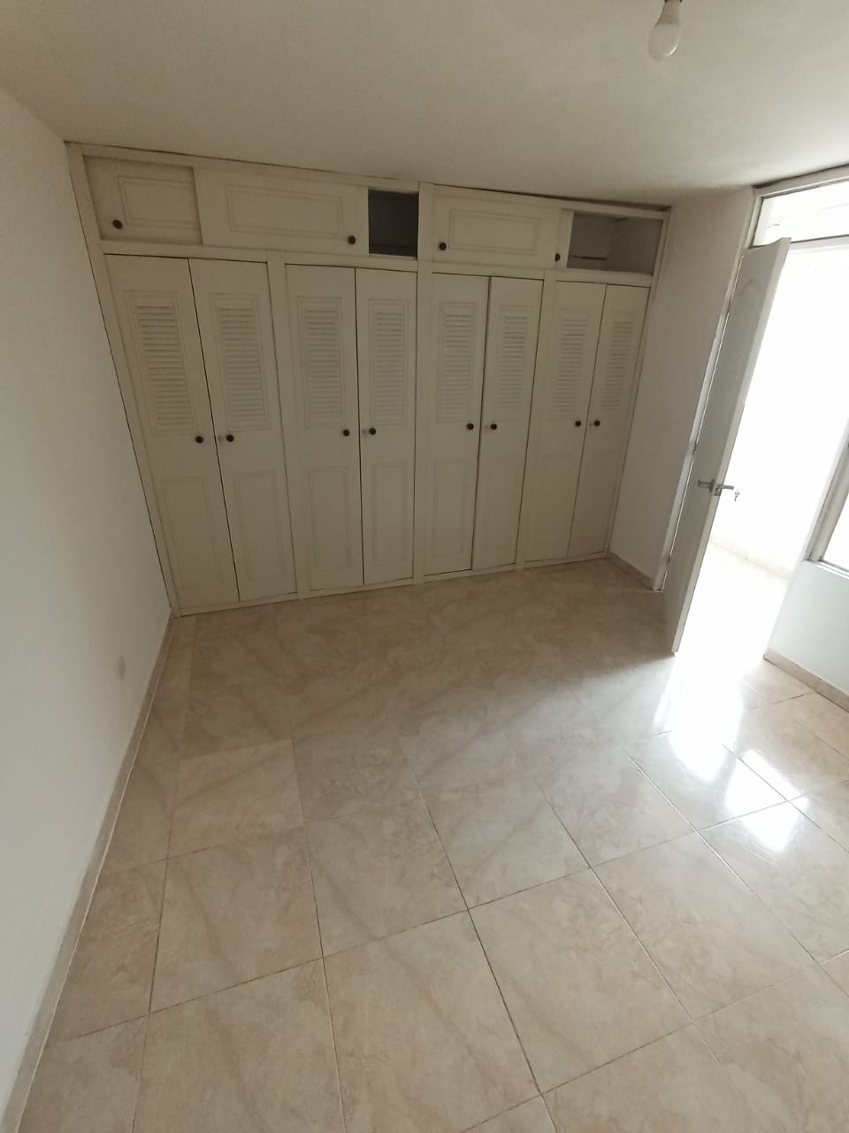 ARRIENDO APARTAMENTO EN EL BOSQUE
