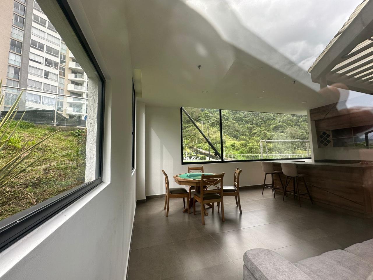 VENTA EXCELENTE APARTAMENTO EN EXPOFERIAS