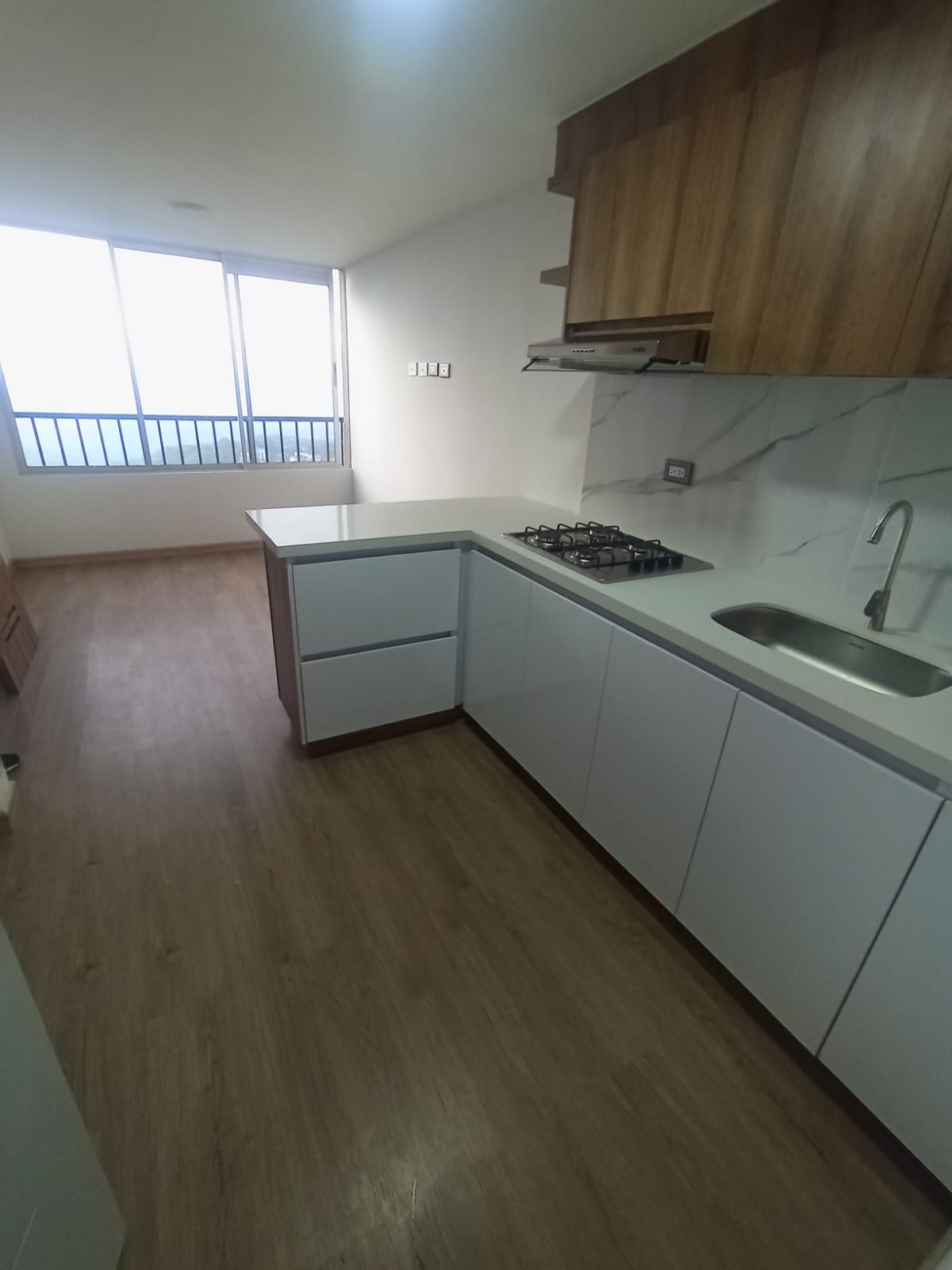 ARRIENDO APARTAMENTO EN ALCAZARES