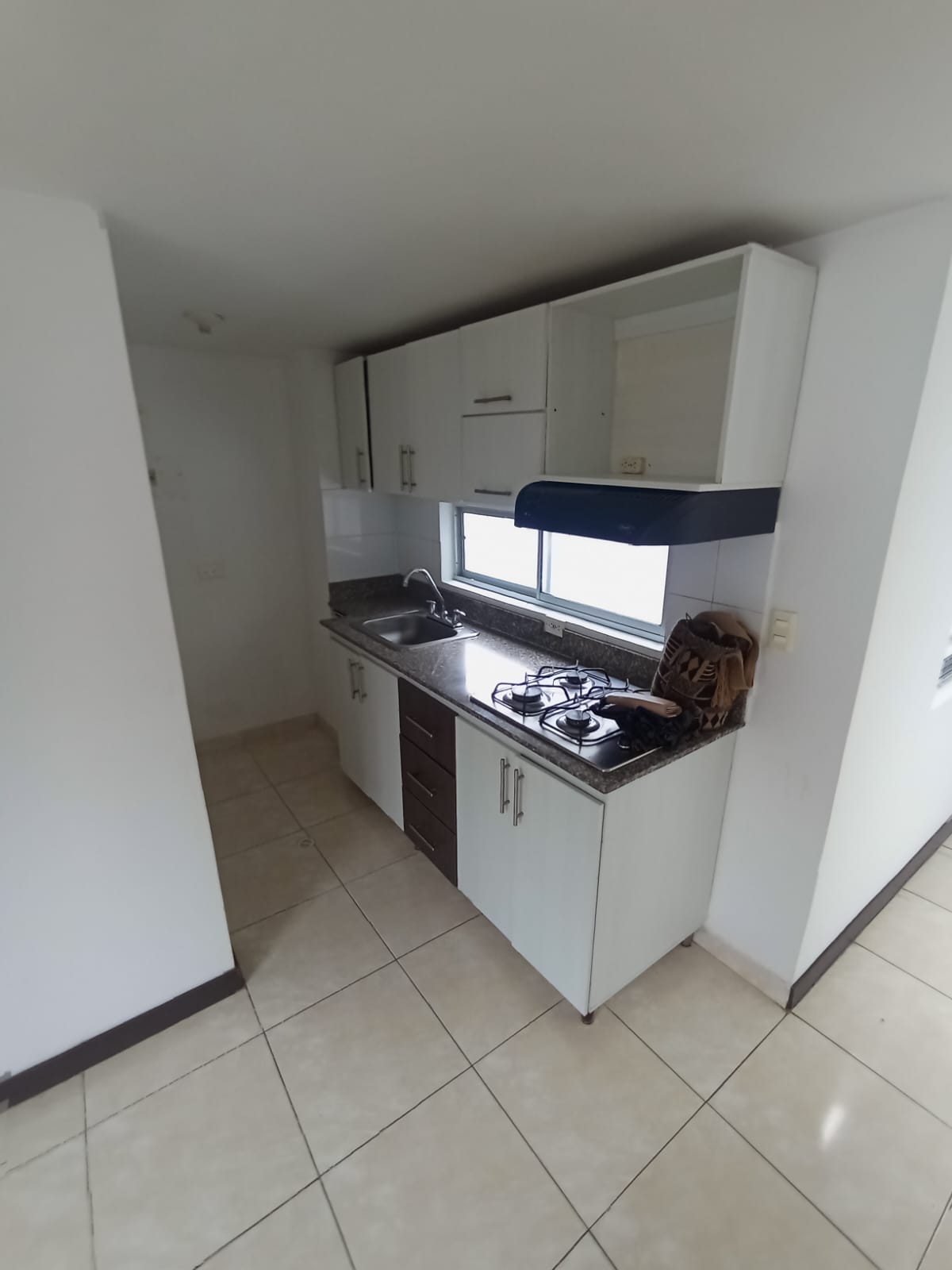 ARRIENDO APARTAMENTO EN CHIPRE