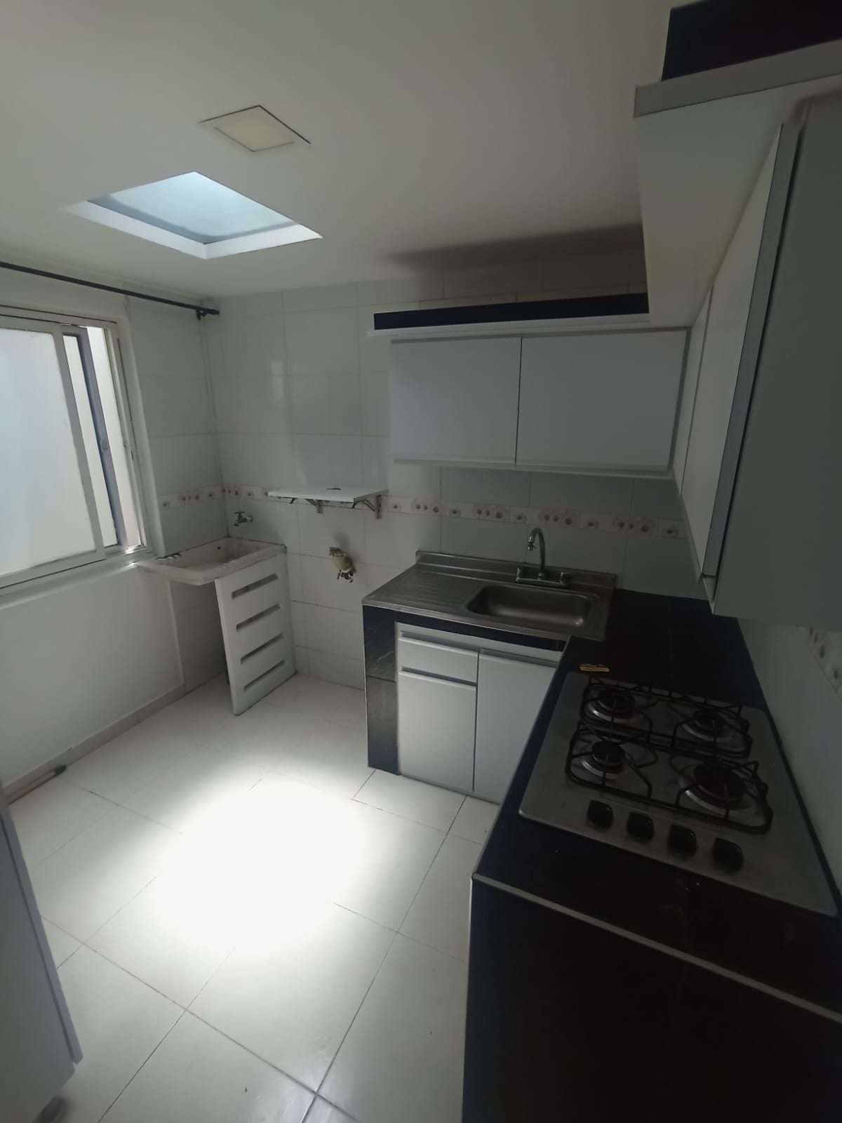 ARRIENDO CASA EN LA CAROLA