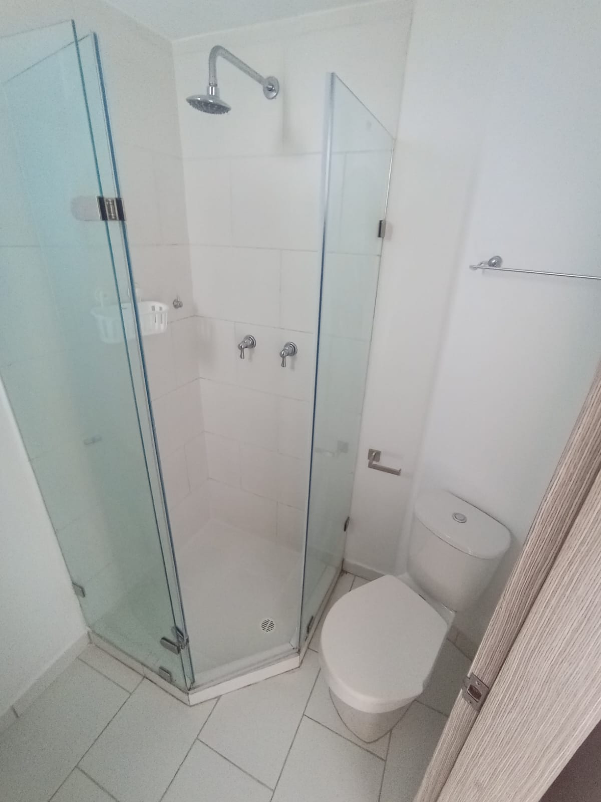 SE ARRIENDA APARTAMENTO EN SECTOR AUTONOMA