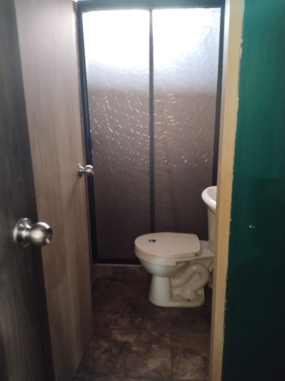 CASA CON LOTE Y LOCAL COMERCIAL EN VENTA SECTOR VIA NEIRA VILLAJULIA